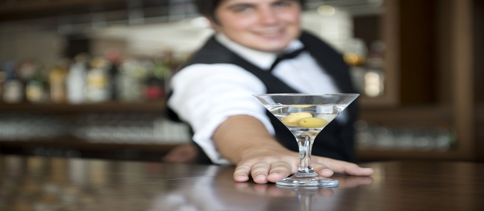 1600 x 700 Bartender